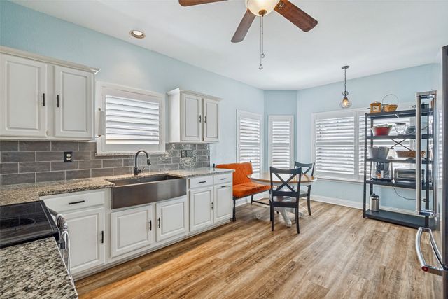 1003 Morningside Drive, Grand Prairie, TX 75052