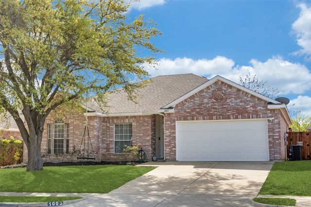 1003 Morningside Drive, Grand Prairie, TX 75052