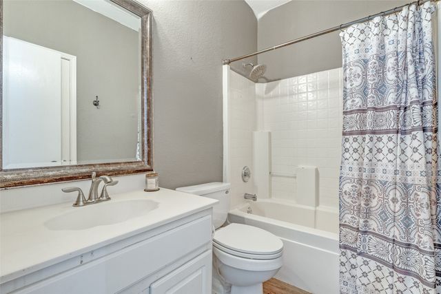 1003 Morningside Drive, Grand Prairie, TX 75052