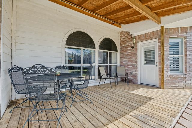 1003 Morningside Drive, Grand Prairie, TX 75052