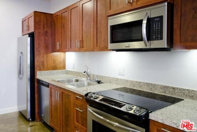 315 W 5th Street 704, Los Angeles, CA 90013