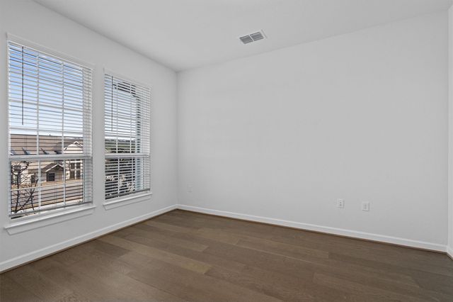 208 Lodestone LN, Austin, TX 78738