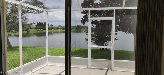 2148 Caledonia Place, Melbourne, FL 32940