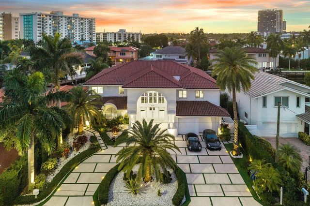 16430 NE 30th Avenue, North Miami Beach, FL 33160