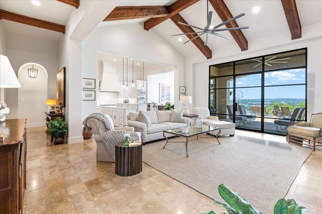 1116 Watercliffe DR, Lago Vista, TX 78645