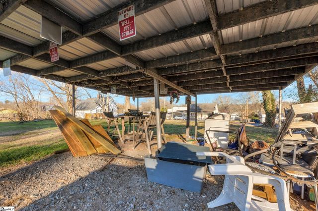 15 Parker Street, Pelzer, SC 29669