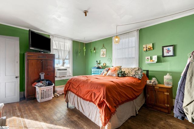 15 Parker Street, Pelzer, SC 29669