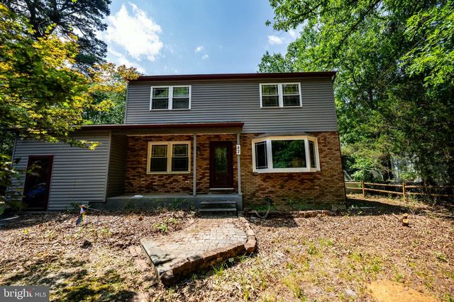 42 W LAKE RD, Medford, NJ 08055