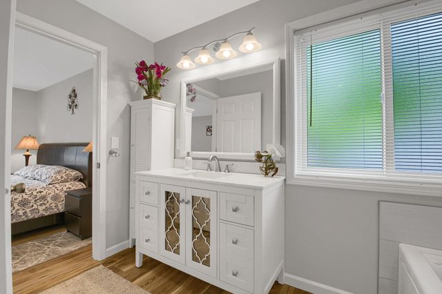 1431 Sumter Avenue N, Golden Valley, MN 55427