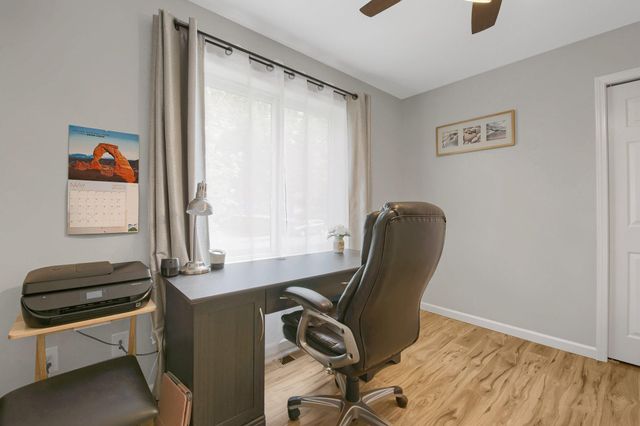 1431 Sumter Avenue N, Golden Valley, MN 55427