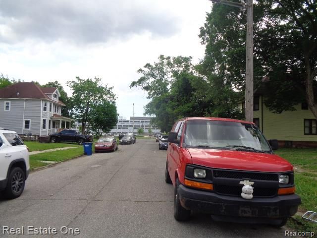 6151 Stanton Street, Detroit, MI 48208