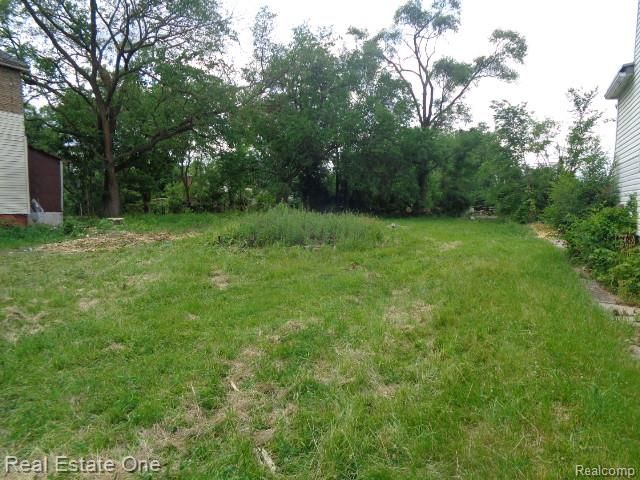 6151 Stanton Street, Detroit, MI 48208
