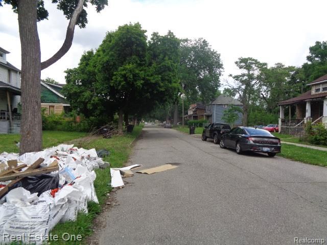 6151 Stanton Street, Detroit, MI 48208
