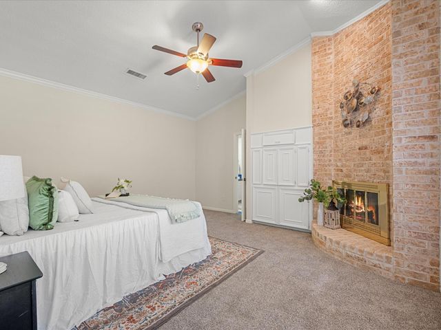 1735 Hodge Lake Lane, Sugar Land, TX 77478