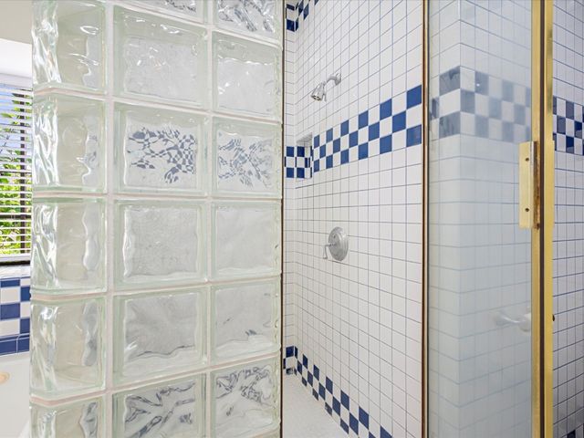 1735 Hodge Lake Lane, Sugar Land, TX 77478