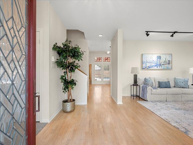 1735 Hodge Lake Lane, Sugar Land, TX 77478