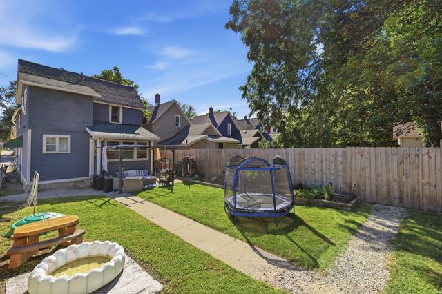 325 Grand Avenue Ne, City Of Grand Rapids, MI 49503