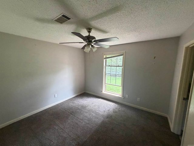 1000 towering oaks Drive, Jacksonville, AR 72076