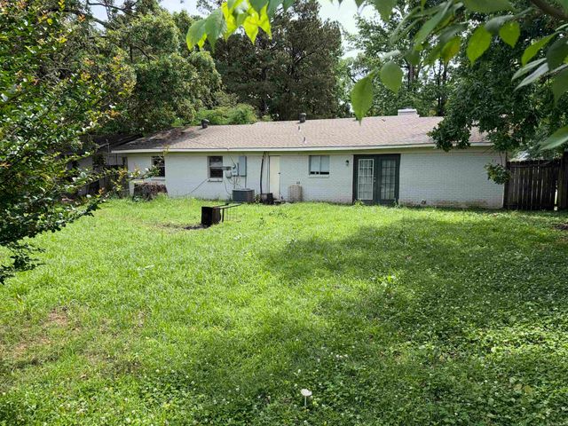 1000 towering oaks Drive, Jacksonville, AR 72076