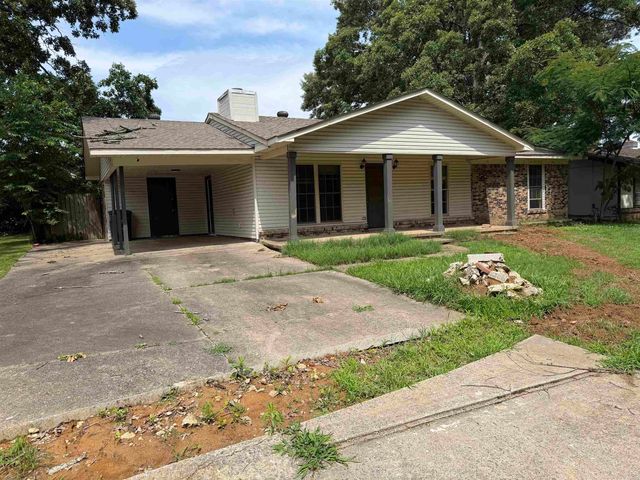 1000 towering oaks Drive, Jacksonville, AR 72076
