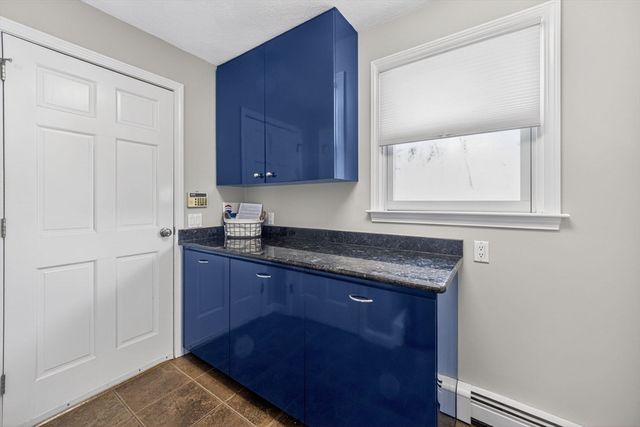 22 Mcrayne Hill Rd, Billerica, MA 01821