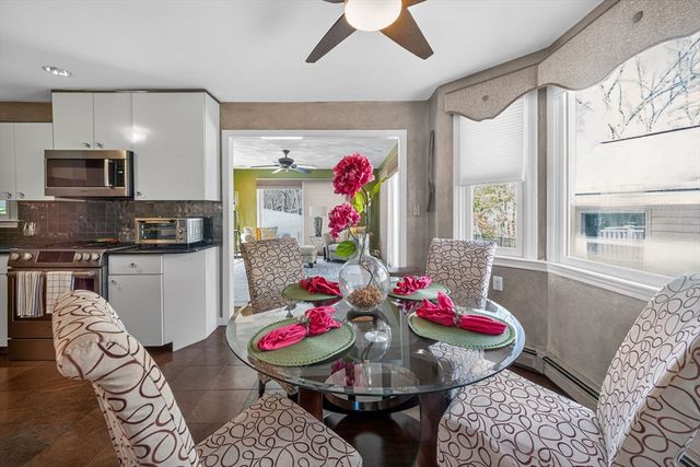22 Mcrayne Hill Rd, Billerica, MA 01821