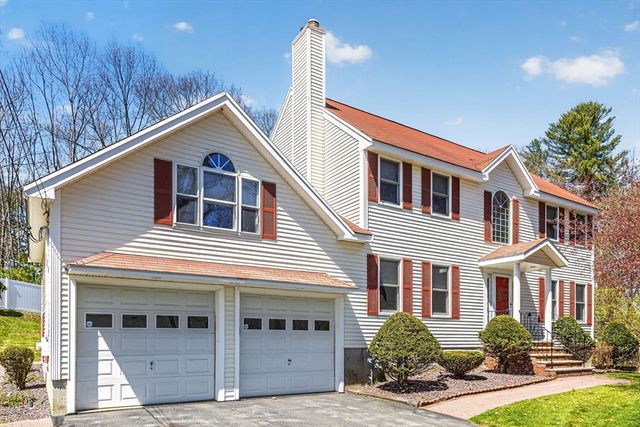 22 Mcrayne Hill Rd, Billerica, MA 01821