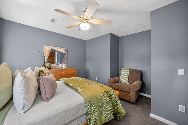 22 Mcrayne Hill Rd, Billerica, MA 01821