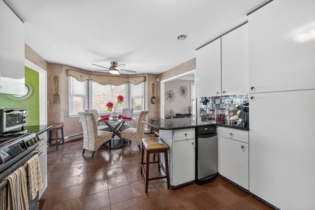 22 Mcrayne Hill Rd, Billerica, MA 01821