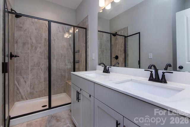 9428 Kings Parade Boulevard, Charlotte, NC 28273