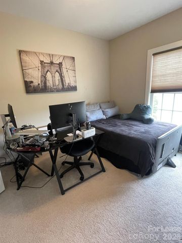 9428 Kings Parade Boulevard, Charlotte, NC 28273