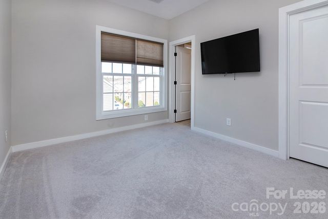 9428 Kings Parade Boulevard, Charlotte, NC 28273