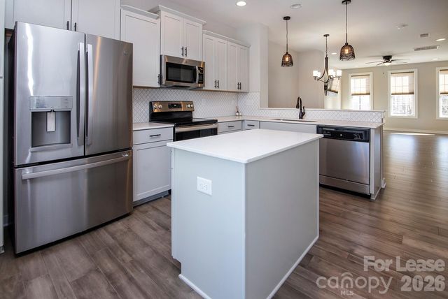 9428 Kings Parade Boulevard, Charlotte, NC 28273