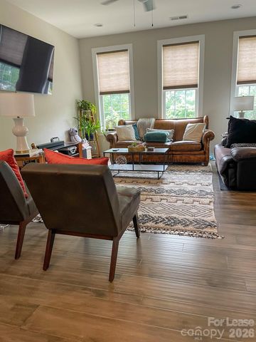 9428 Kings Parade Boulevard, Charlotte, NC 28273