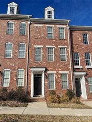 9428 Kings Parade Boulevard, Charlotte, NC 28273