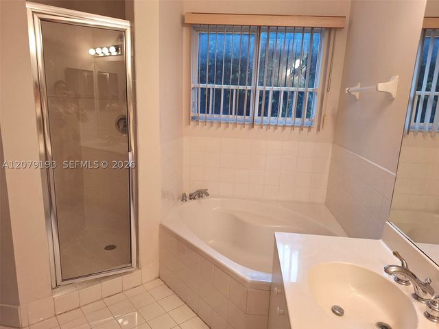 5770 NW 113th Pl 0, Doral, FL 33178