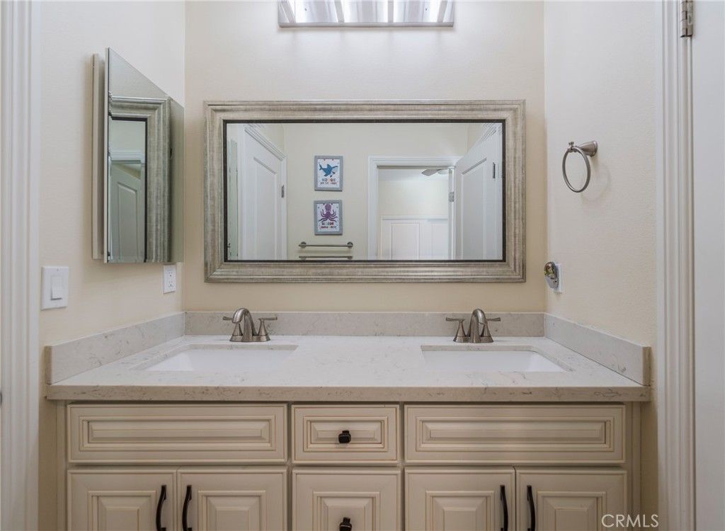 Image 17 of property listing at 14944 Texaco, Paramount, CA 90723