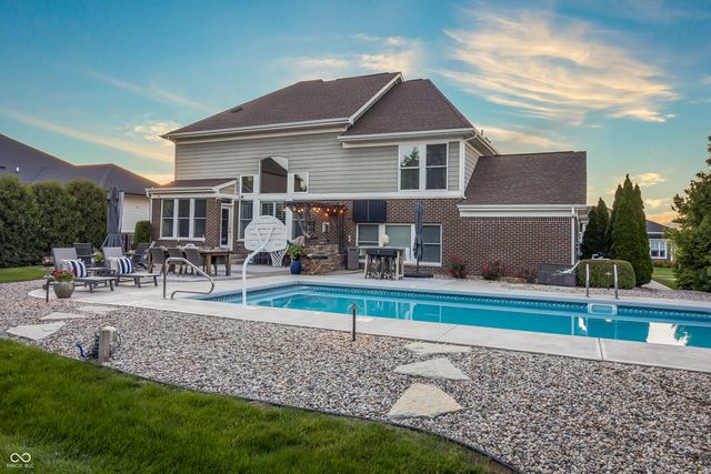 10589 Geist View Drive, Fishers, IN 46055
