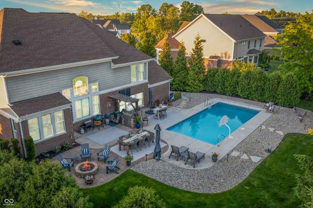 10589 Geist View Drive, Fishers, IN 46055