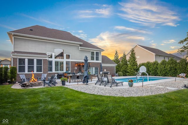 10589 Geist View Drive, Fishers, IN 46055