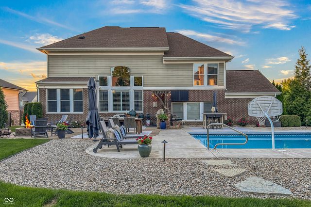 10589 Geist View Drive, Fishers, IN 46055