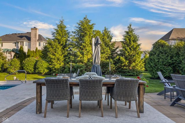 10589 Geist View Drive, Fishers, IN 46055