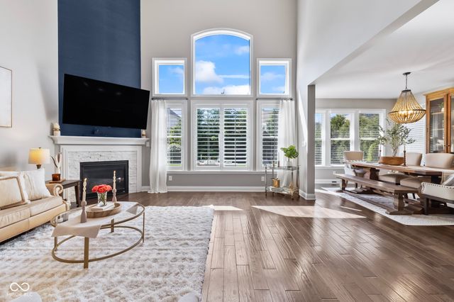 10589 Geist View Drive, Fishers, IN 46055