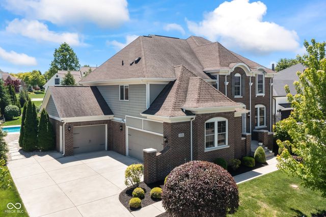 10589 Geist View Drive, Fishers, IN 46055
