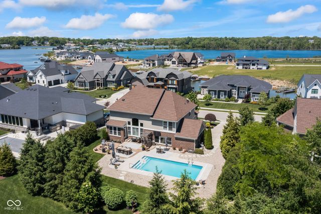 10589 Geist View Drive, Fishers, IN 46055