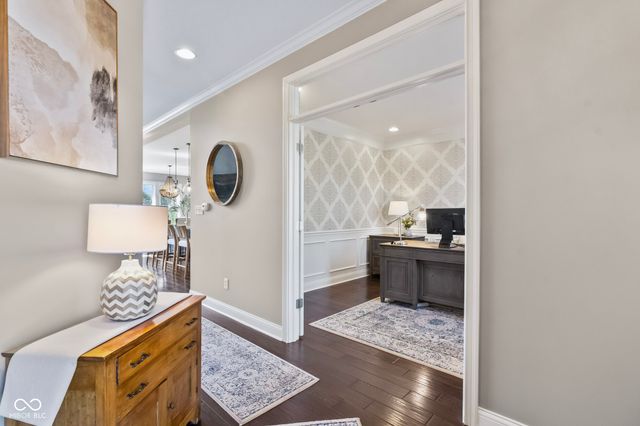 10589 Geist View Drive, Fishers, IN 46055