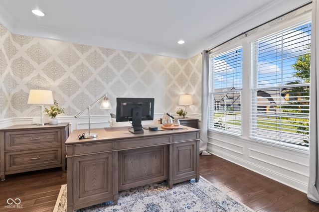 10589 Geist View Drive, Fishers, IN 46055