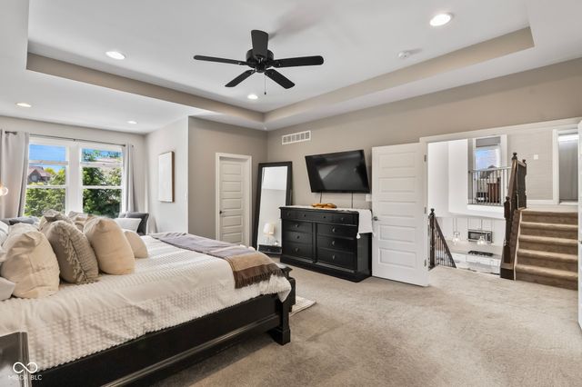 10589 Geist View Drive, Fishers, IN 46055