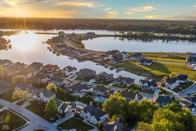 10589 Geist View Drive, Fishers, IN 46055