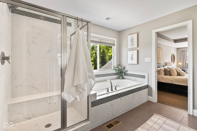 10589 Geist View Drive, Fishers, IN 46055